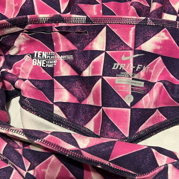 Nike Dri Fit Pink Triangle Running Athletic Capri Leggings Size Small - Picture 6 of 7